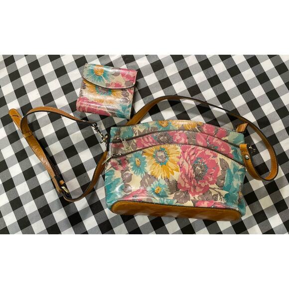 PATRICIA NASH First Bloom Florals Poppy Tote Shoulder Bag Crossbody With Wallet - Picture 1 of 12
